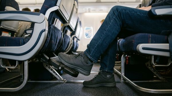 Découvrez les bienfaits d'un repose-pieds avion efficace