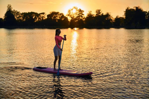 Quels sont les avantages de faire du paddle sur le lac d’Annecy ?